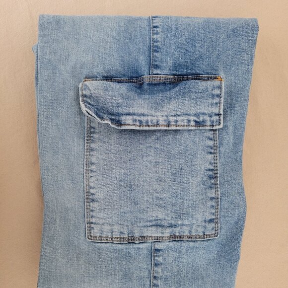 Abercrombie Kids High Rise Wide Leg Cargo Jeans – Girls Size 15/16 Long - Picture 5 of 8